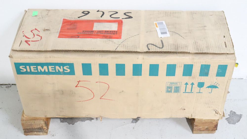 SIEMENS 1FT6 105-8AF71-1EH1