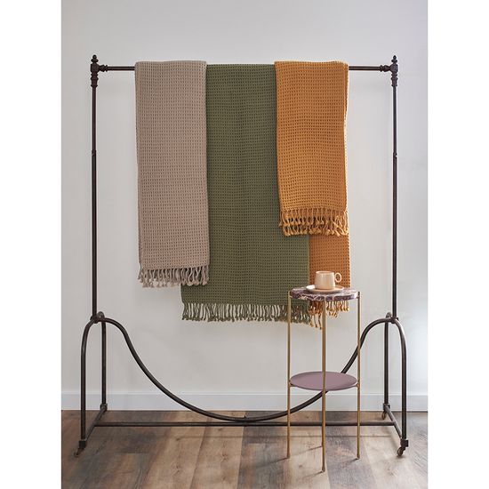 Плед из шерсти травянисто-зеленого цвета из коллекции essential, 130х180 см