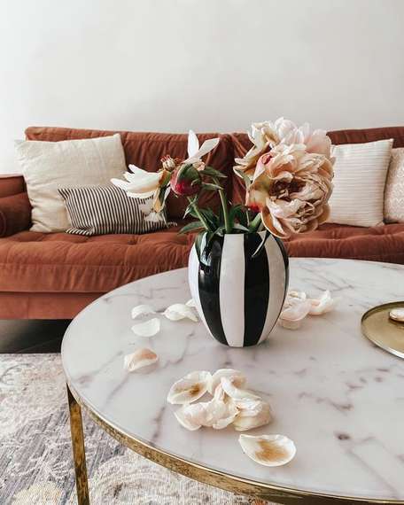 Журнальный столик Sheffield Ø80 см, белый мрамор