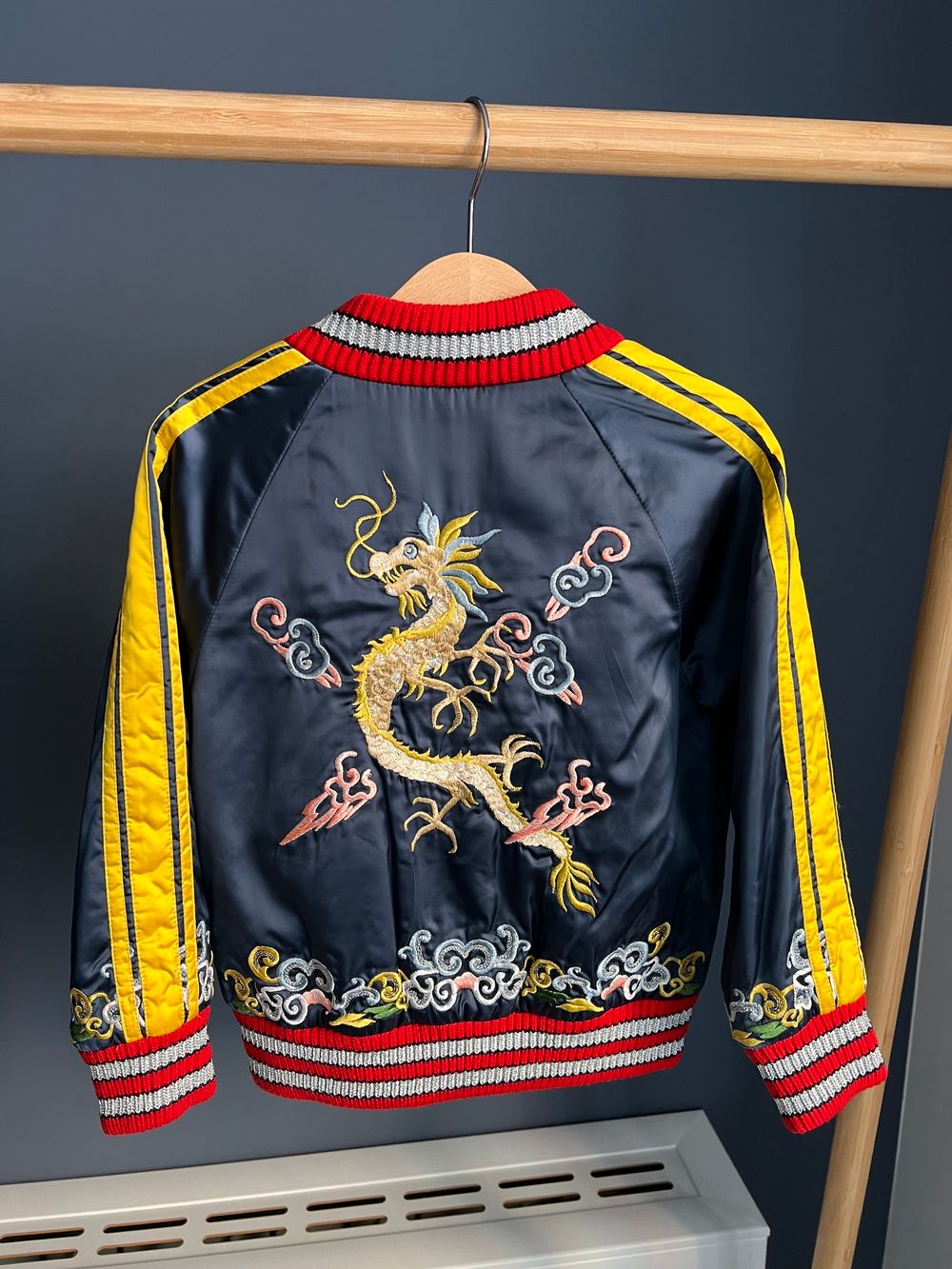 Бомбер Gucci, 110