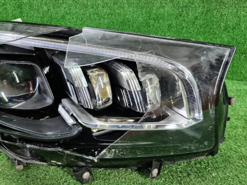 Битая Фара правая Mercedes GLS x167 19-23 Multibeam LED