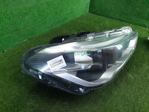 Фара правая BMW X1 F48 (2015-2019) LED