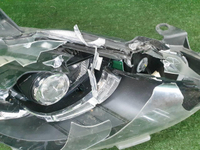 Битая Фара правая Mazda CX-5 (2015-2017) LED