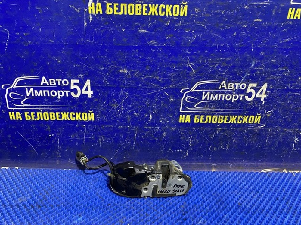 Замок багажника TOYOTA RAV4 1994-1997