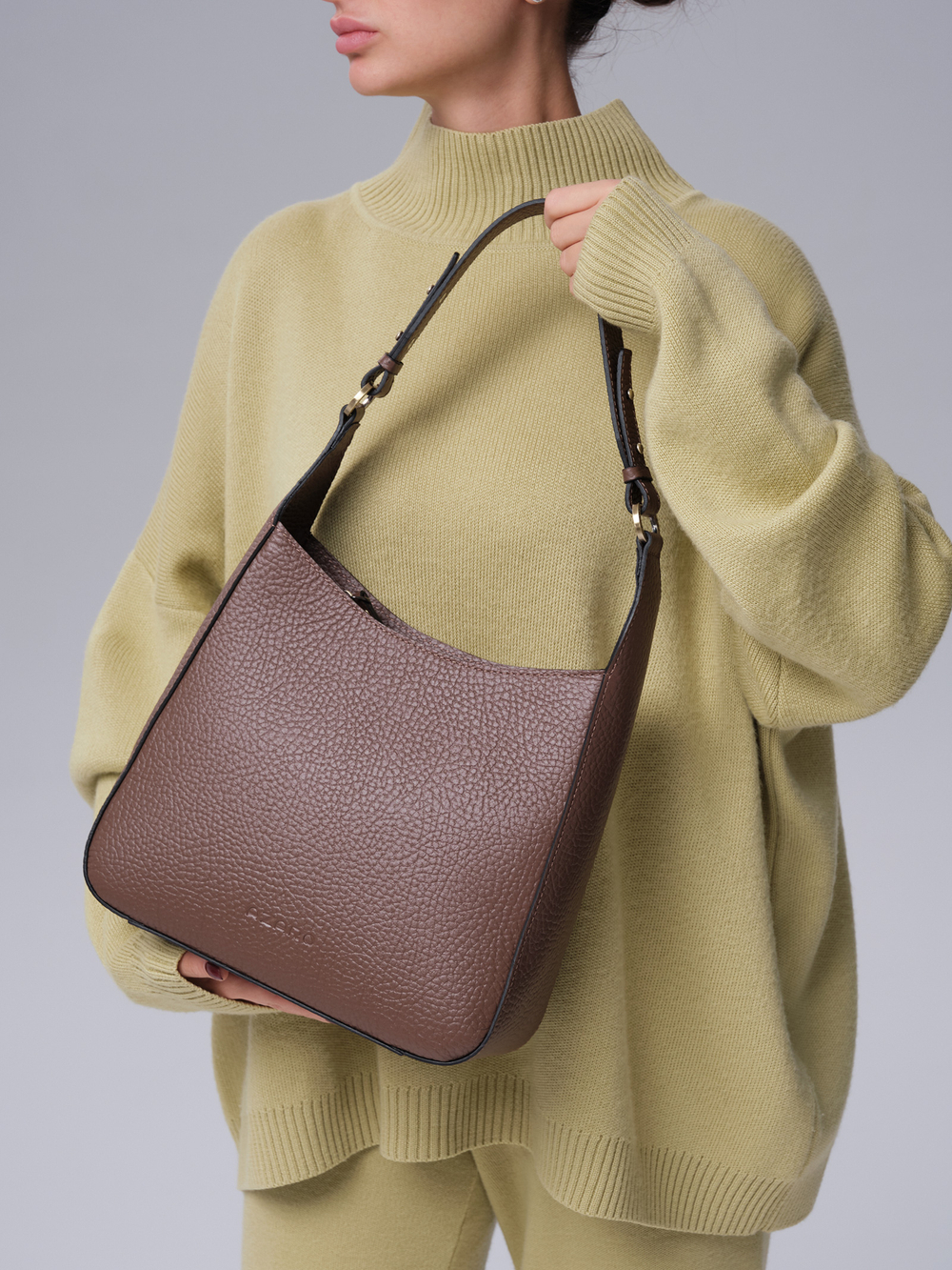 Кожаная сумка Azaro 31027 коричневый какао