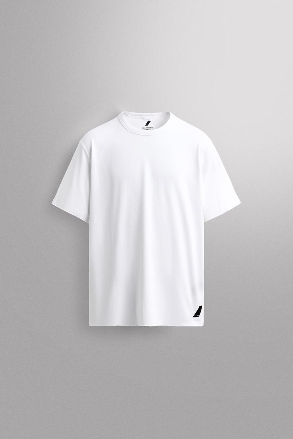 ZARA ФУТБОЛКА ИЗ ВЫСОКОТЕХНОЛОГИЧНОЙ СМЕСИ ХЛОПКА, БЕЛЫЙ