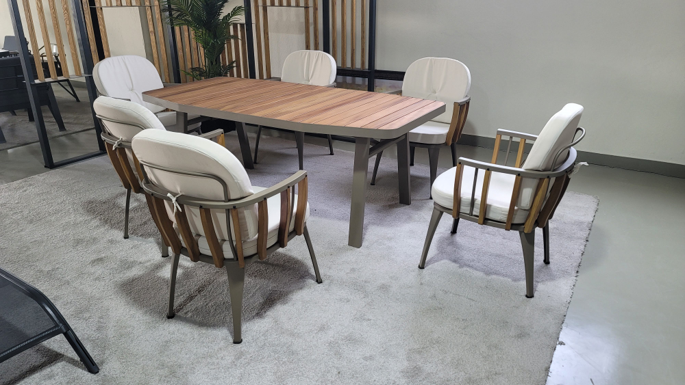 Столовая группа Storm Dinning Set 6. Алюминий, ироко. Поставка 45 дней.