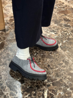 MocToe  gray sherst