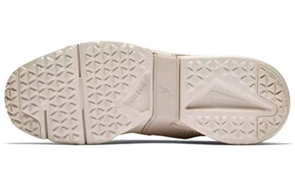 Nike Huarache Gripp Hyper Sneakers