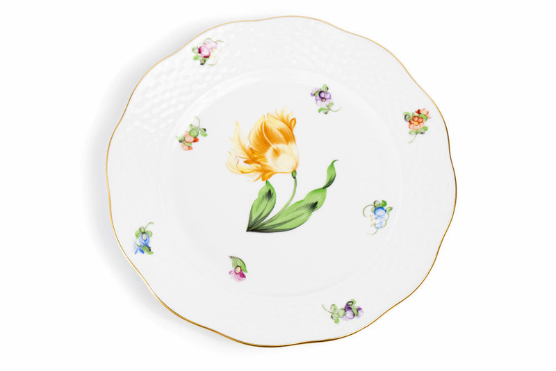 Тарелка с изображением желтого тюльпана