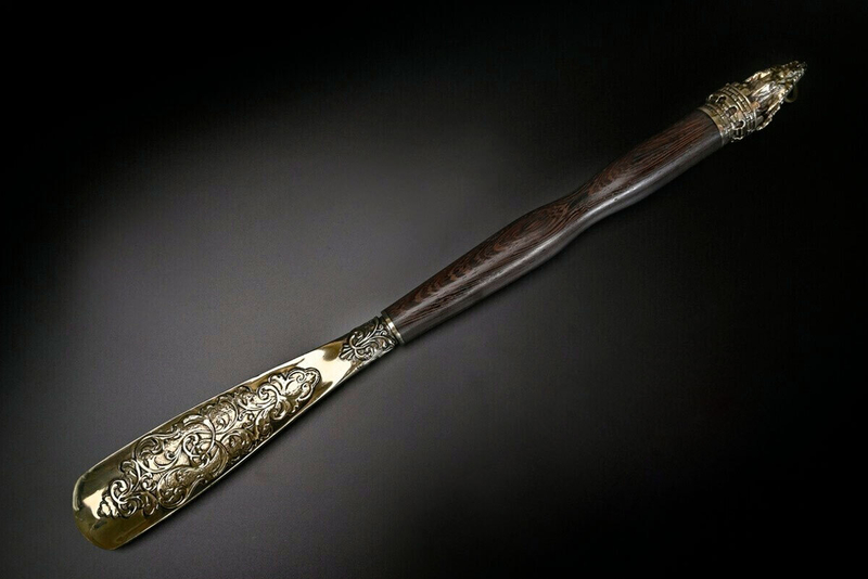 Ложка для обуви "Дракон с башней"