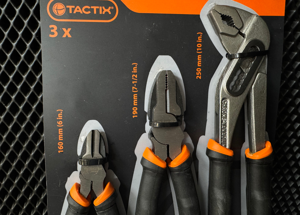Набор из плоскогубцев и кусачиков Tactix 3шт, арт.204007