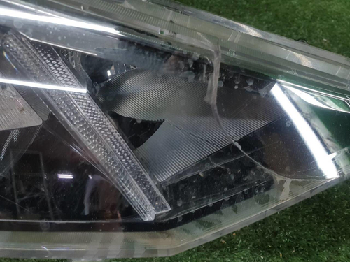 Битая Фара правая Hyundai Solaris 2 (2020-н.в.) галоген