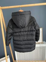 Новое пуховое пальто Moncler, 140