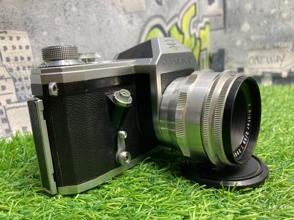 Contax D + Biotar 58/2 T