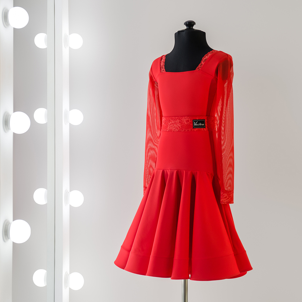 купить девочке рейтинговое платье