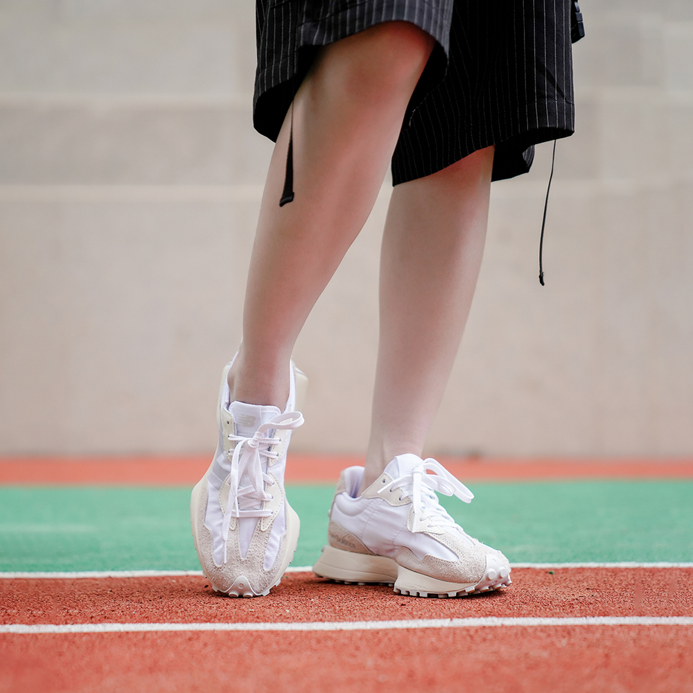 327 Wmns New Balance 'White Moonbeam' Women's