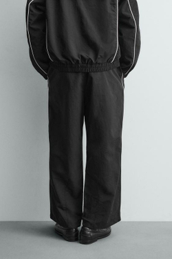 ZARA ДЖОГГЕРЫ ИЗ ВЫСОКОТЕХНОЛОГИЧНОЙ ТКАНИ С КОНТРАСТНЫМИ ПОЛОСАМИ, ЧЕРНЫЙ