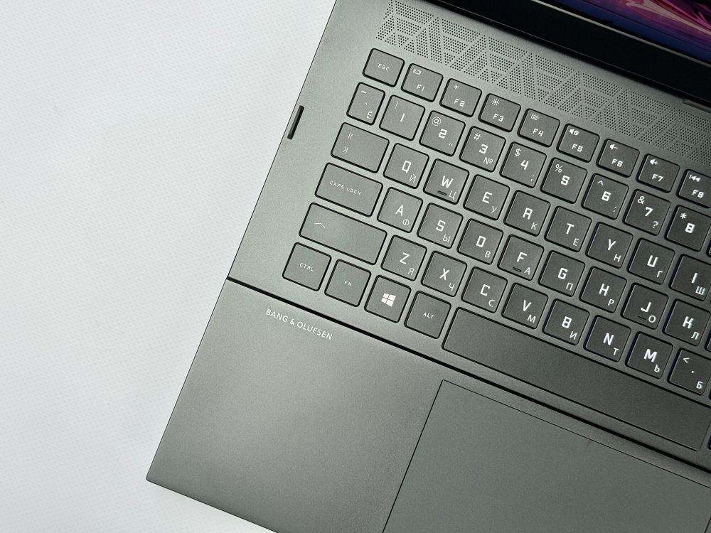Игровой Ноутбук HP Omen 16 Ryzen 5 5600H/16GB(RAM)/512GB(SSD)/RX6600M(8GB)/16/FHD/144Hz