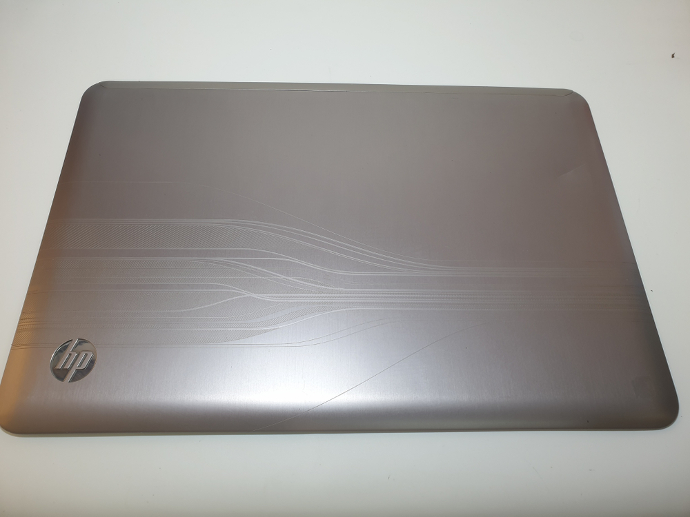Крышкa матрицы HP DV7-4000ER, дефект, 3JLX9TP103