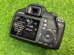 Canon 1100D + 18-55mm 800 кадров