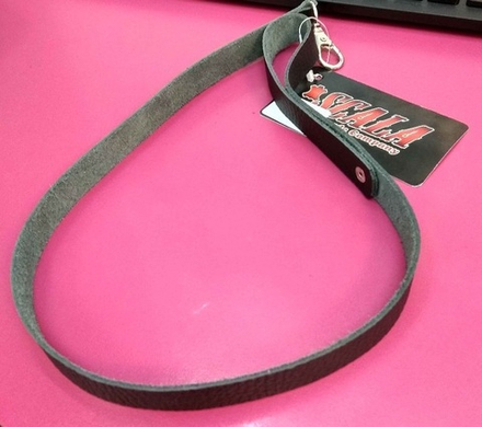 Поводок короткий широкий