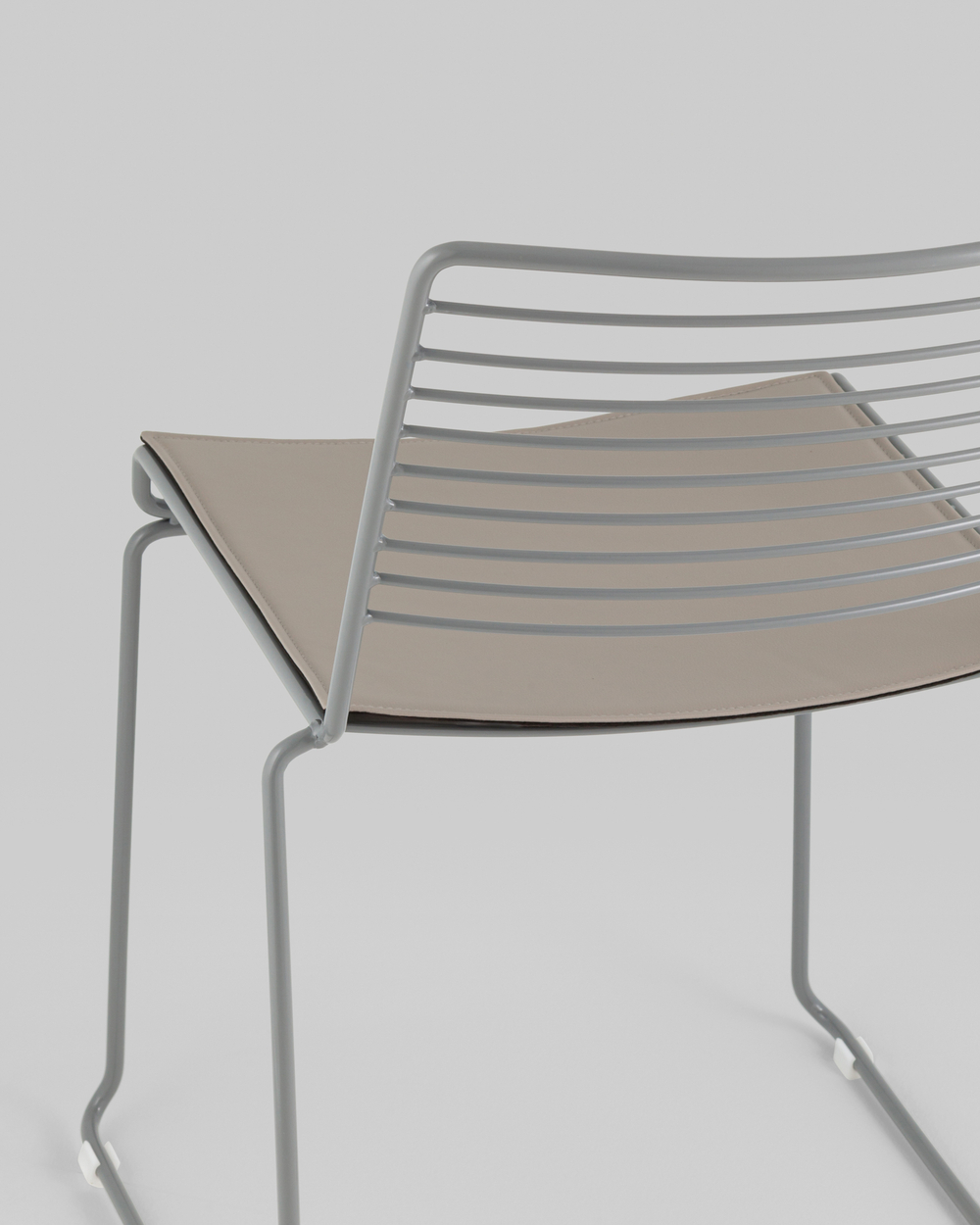 Стул обеденный Danny серый с подушкой