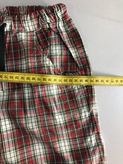 Шорты в клетку, визуально на 6/7 лет