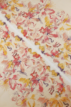 Вышивка на сетке персиковая с мультиколором неэластичная ширина 26 см (правая и левая сторона)