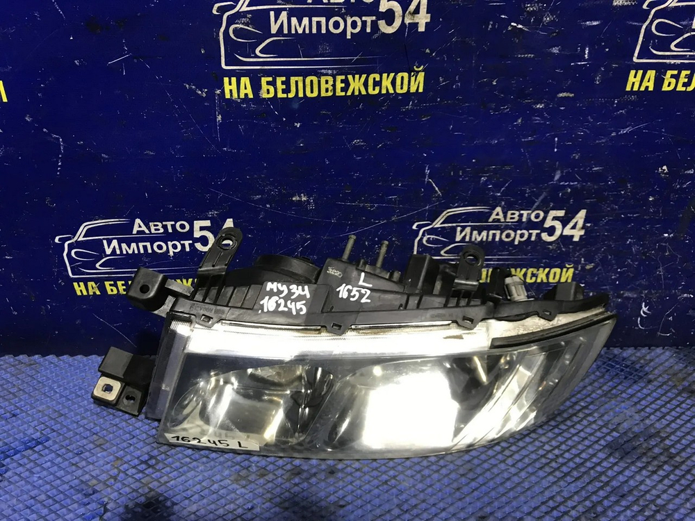 Фара передняя левая NISSAN CEDRIC 1999-2001