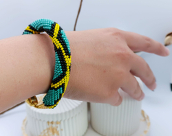 Браслет из бисера Змейка