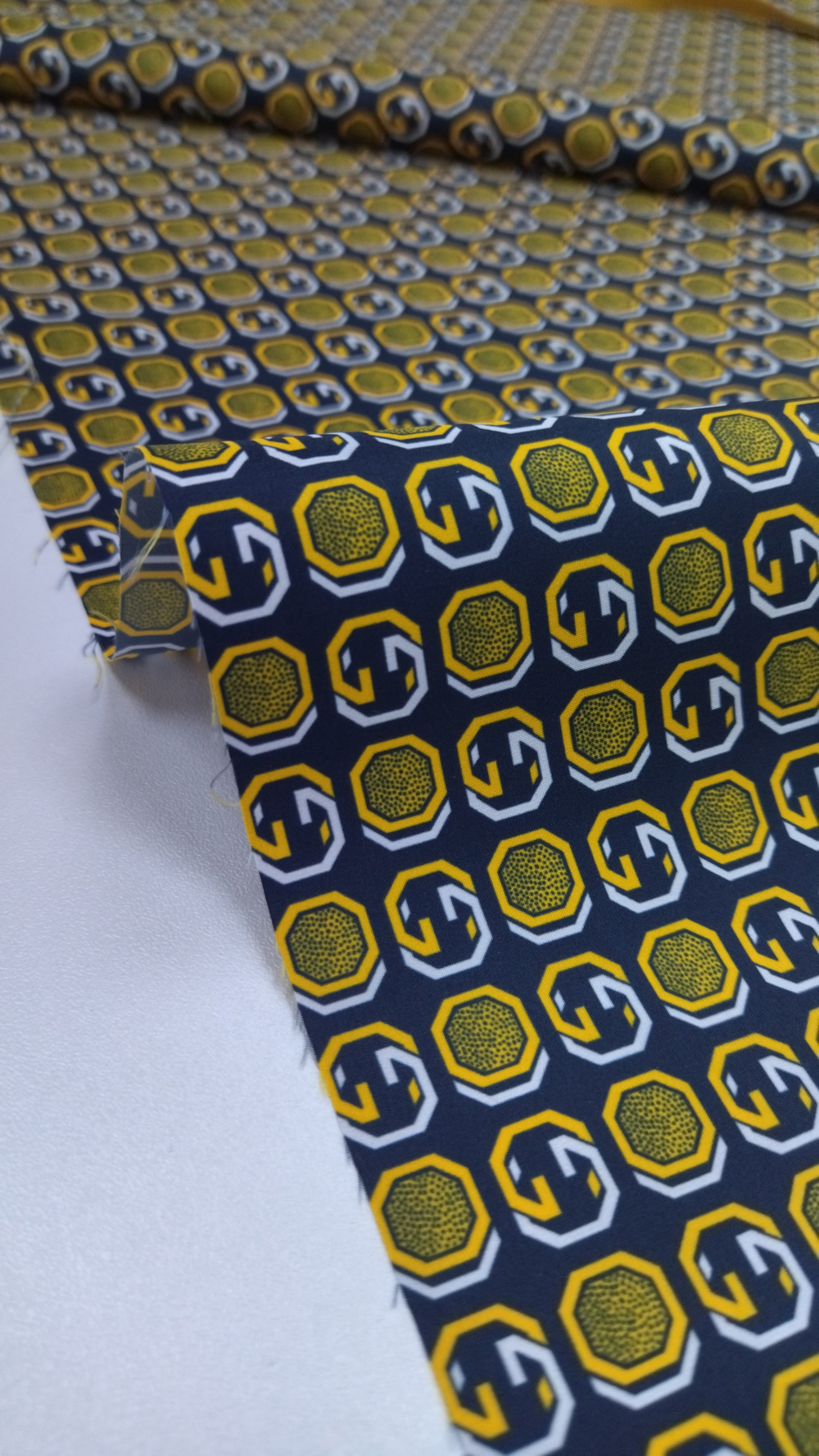 Плащевка Gucci