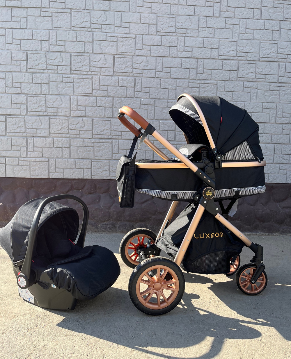 Коляска-трансформер 3в1 Luxmom V9 Черный текстиль
