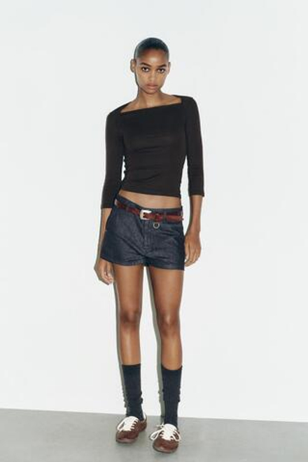 ZARA ФУТБОЛКА ИЗ ХЛОПКА И МОДАЛА, КОРИЧНЕВЫЙ