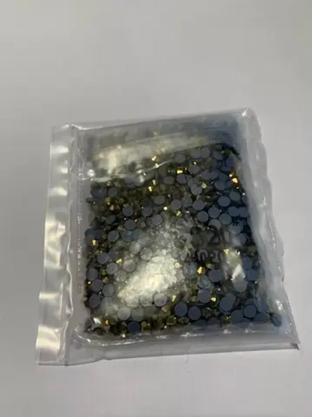 Стразы термоклеевые стекло ss20 Gold