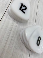 номерки пластик акрил