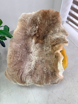 Шкура коврик меховой прикроватный овчина, 120х65 см.