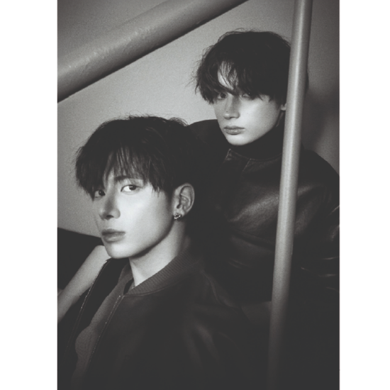 Постер K-POP TXT Kai and Taehyn #1