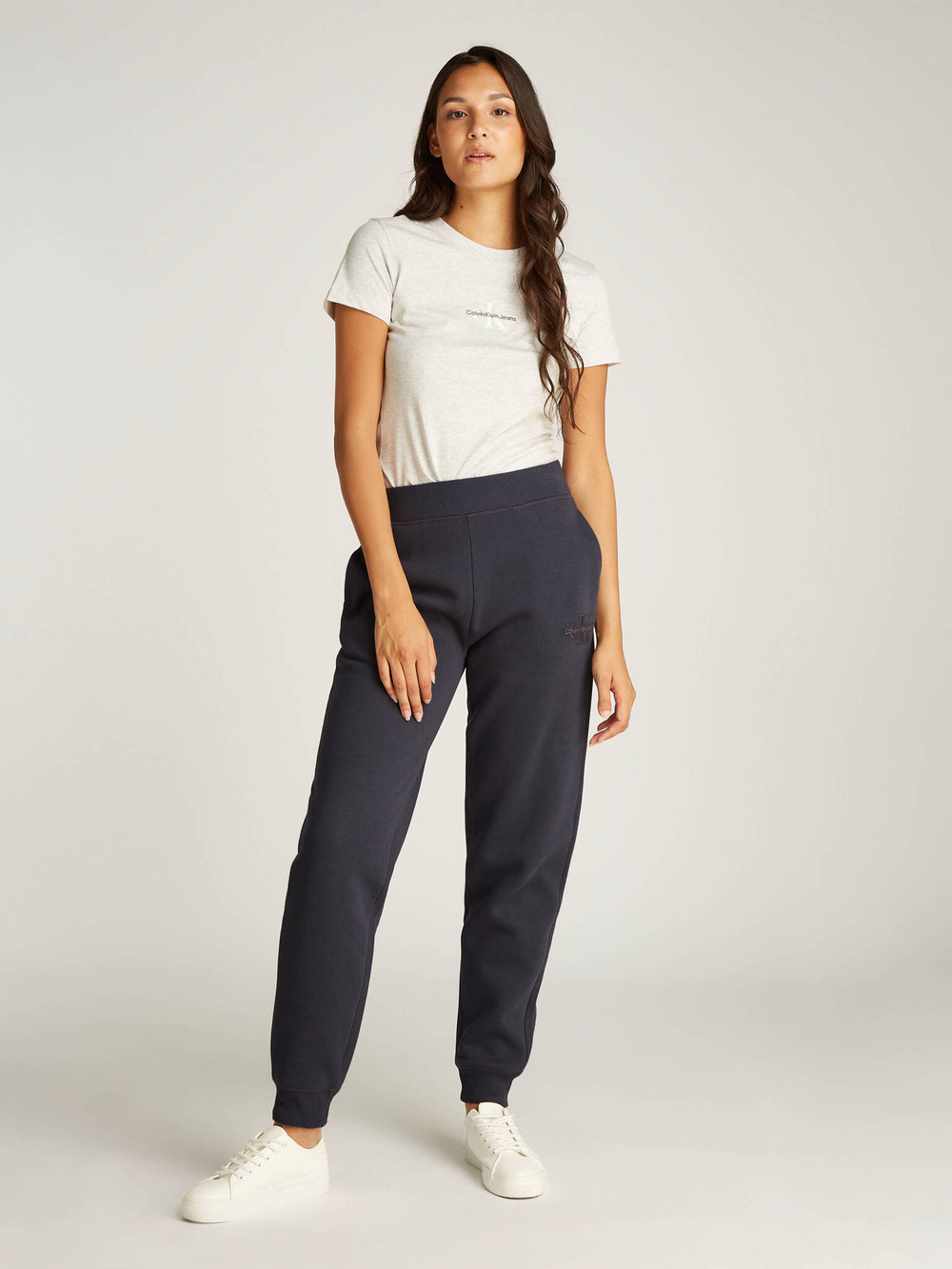 Спортивные штаны CALVIN KLEIN JEANS - графитовый(J20J223590)