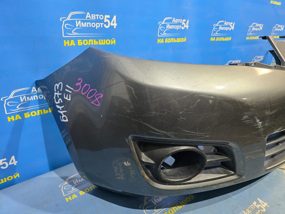 Бампер передний NISSAN NOTE 2008-2012