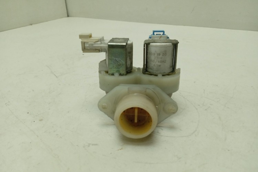 EW6S4R06W кт144 Клапан подачи воды для стиральной машины Electrolux EW6S4R06W б/у
