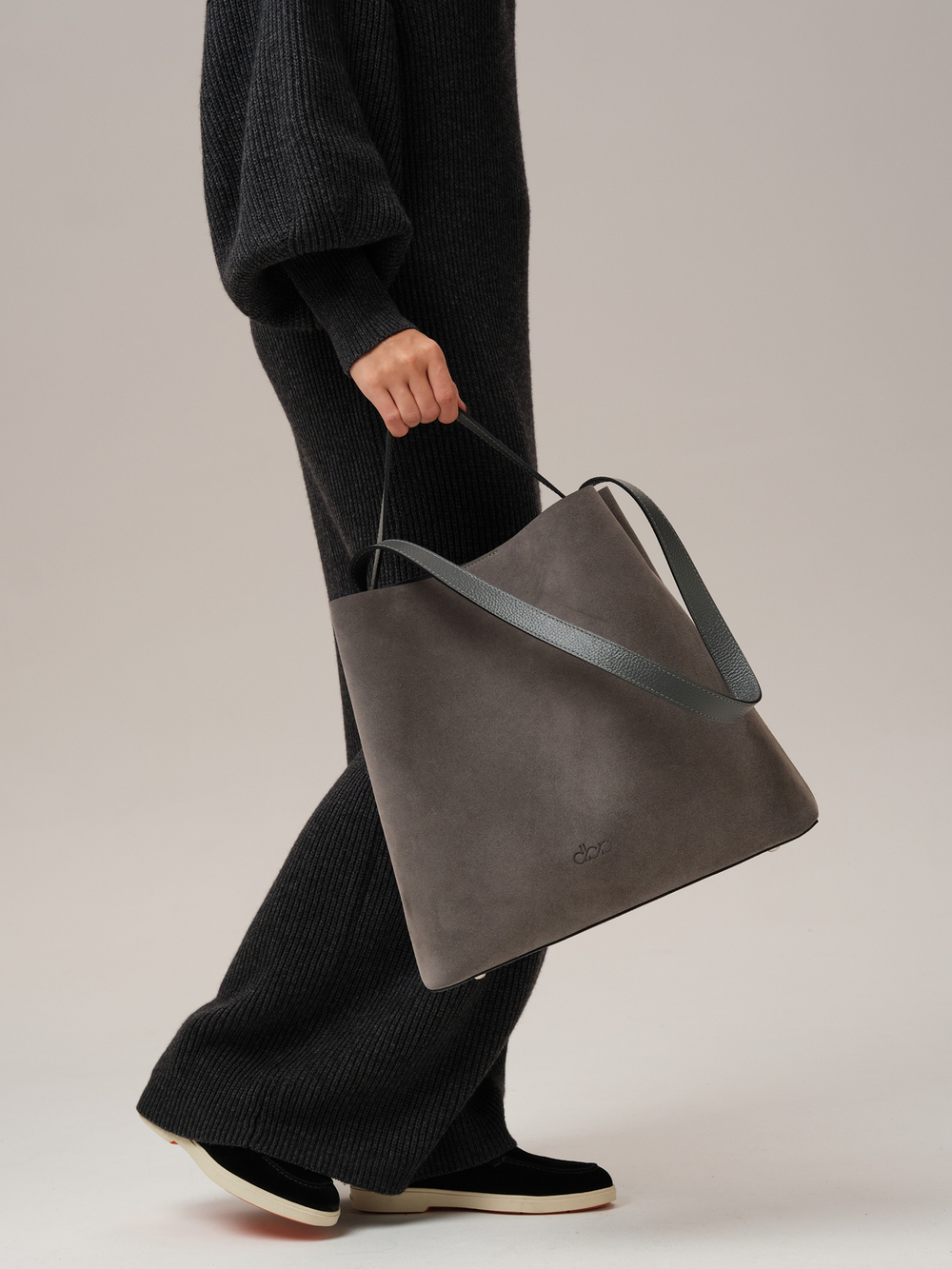 Замшевая сумка шоппер DBR 30948 серый замок