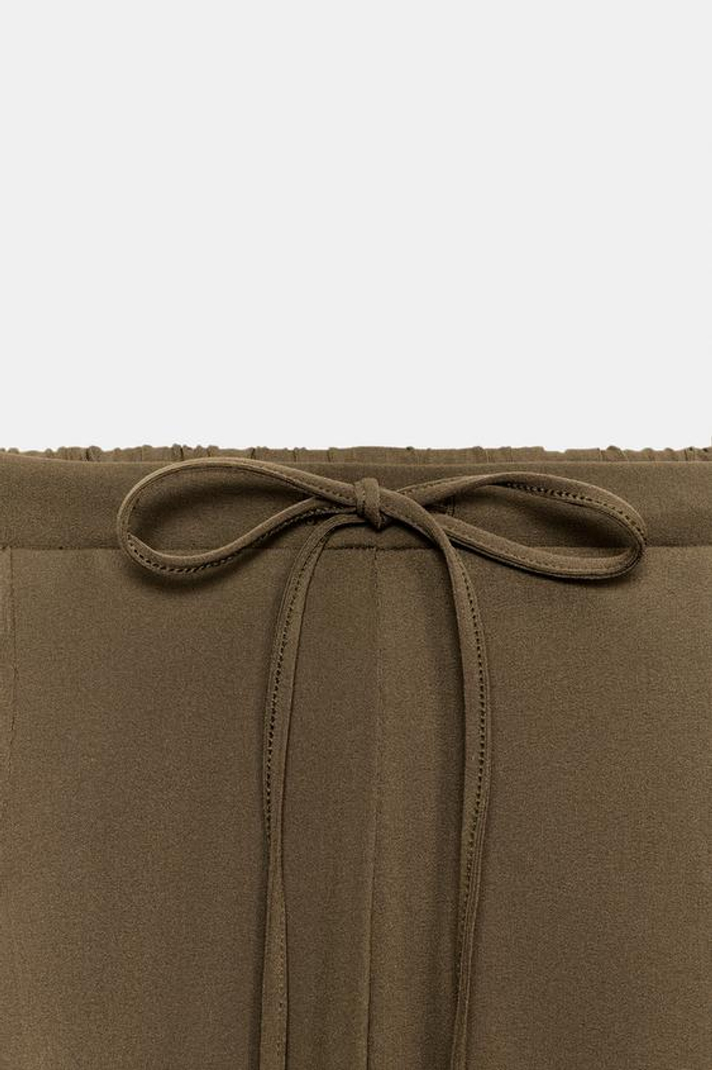 ZARA БРЮКИ С КАРМАНАМИ И ТЕКСТУРОЙ, ХАКИ