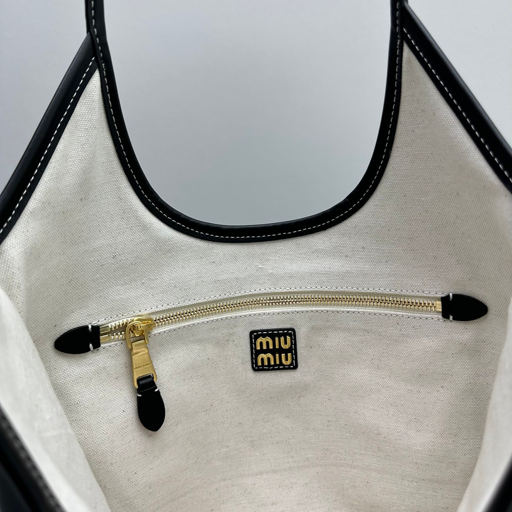 Miu Miu Ivy Bag 40 cm