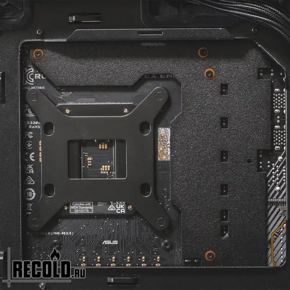 ASUS ROG MAXIMUS Z790 APEX ENCORE