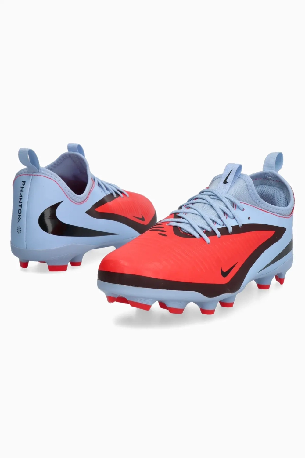 Бутсы Nike Phantom 6 Low Academy FG/MG Junior