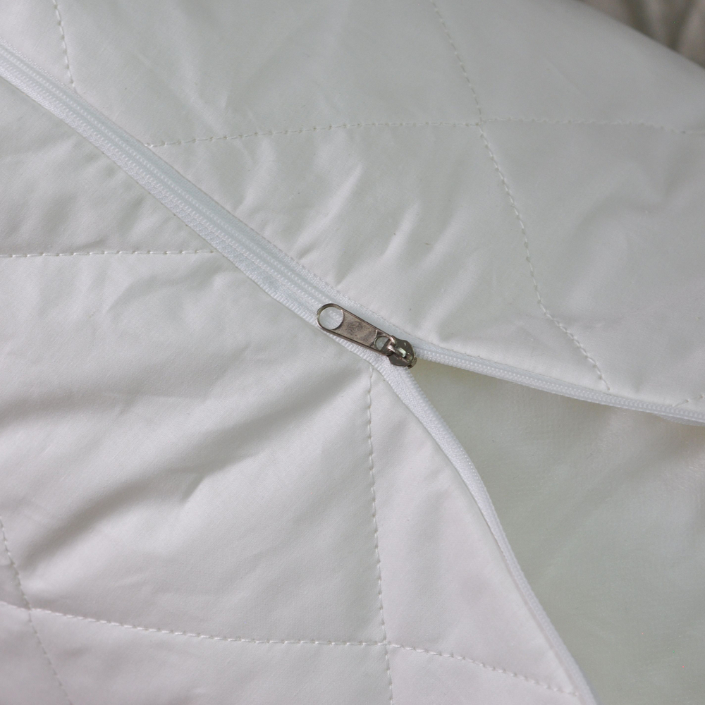 Подушка Лебяжий пух 50х70 см с чехлом из хлопка Люкс