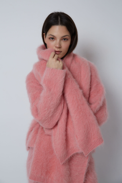 Шарф из альпака розовый