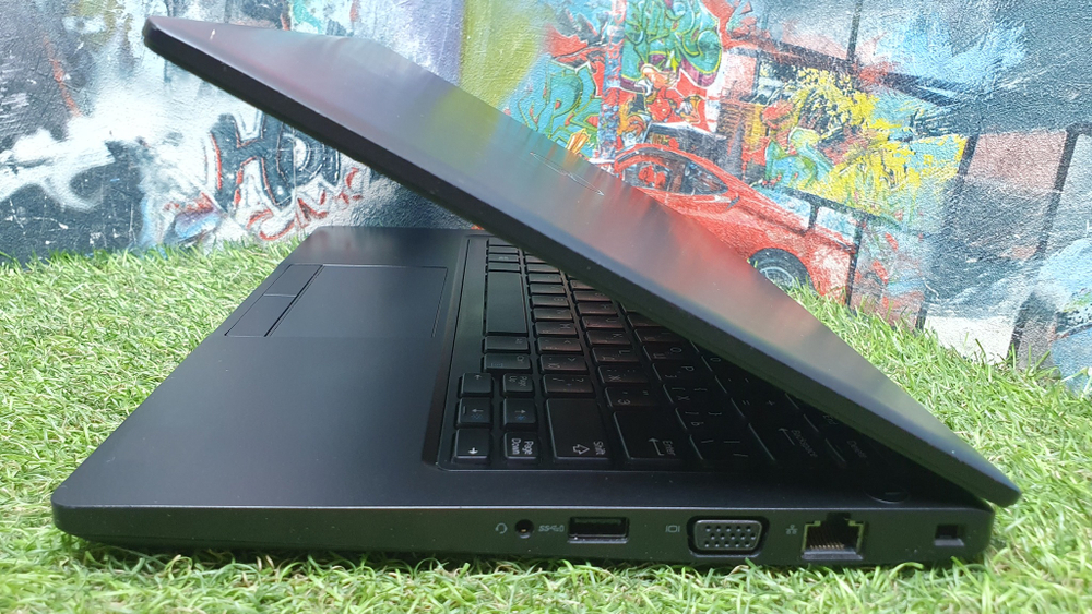 Ноутбук Dell i5-8/8Gb/Latitude 5290 290-1474/Windows 10