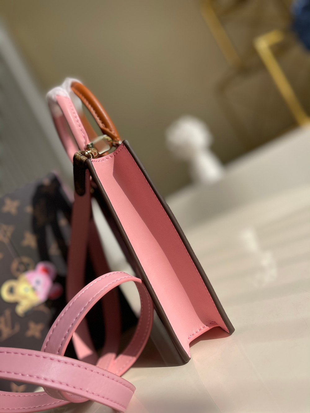 Louis Vuitton Petit Sac Plat